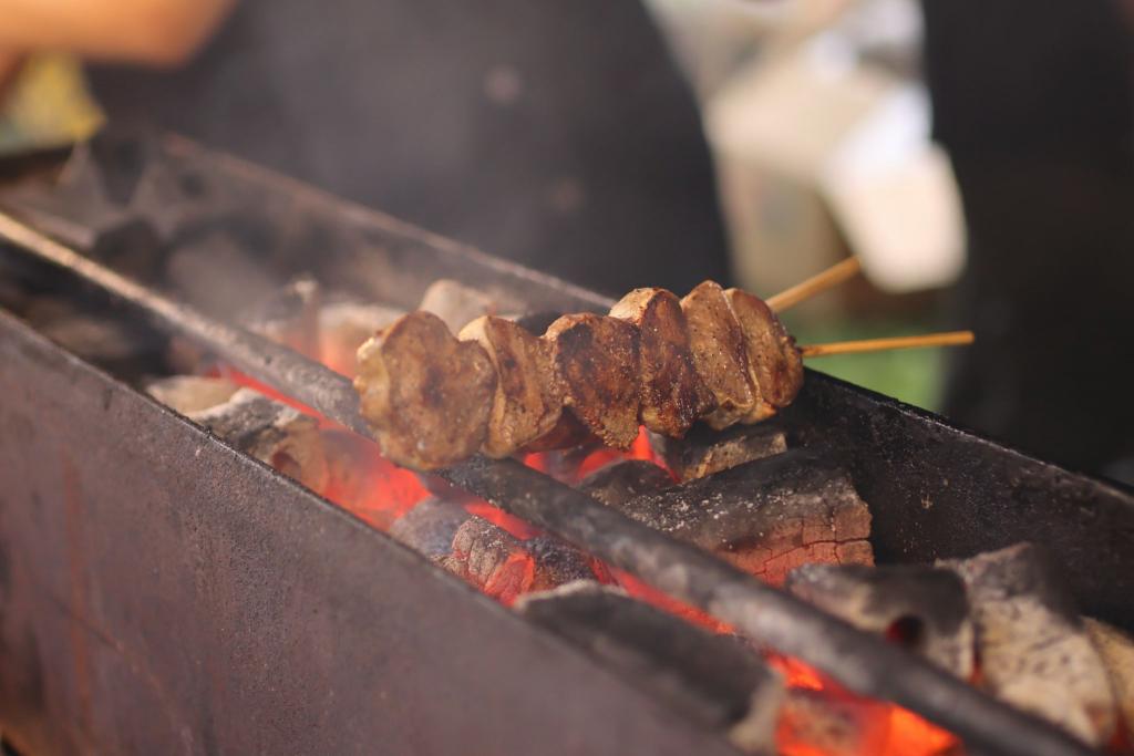 本格的に炭火で焼くため味も香りも格別