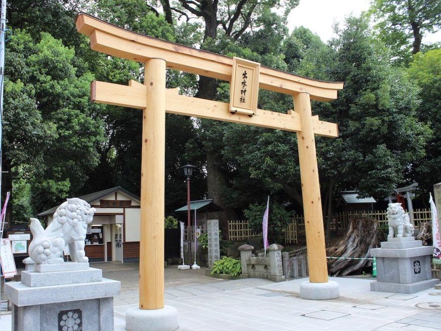 2021（令和3）年に表参道に完成した出水神社の大鳥居