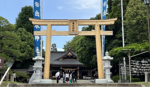 水前寺成趣園の鳥居の写真