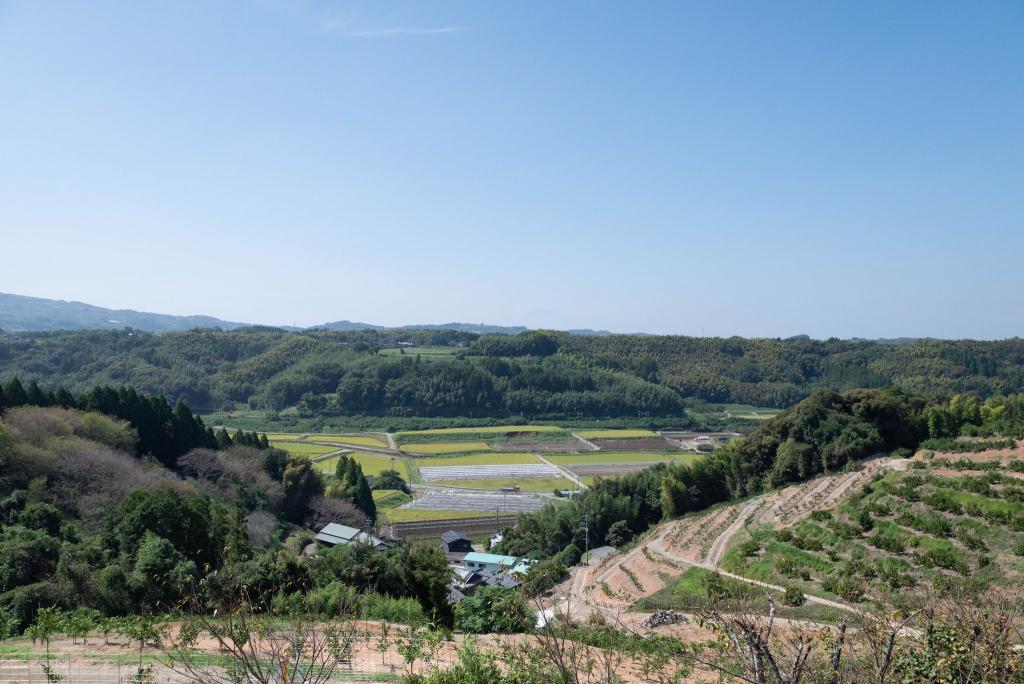 曾发生过多次战役的田原坂旁的山谷景色