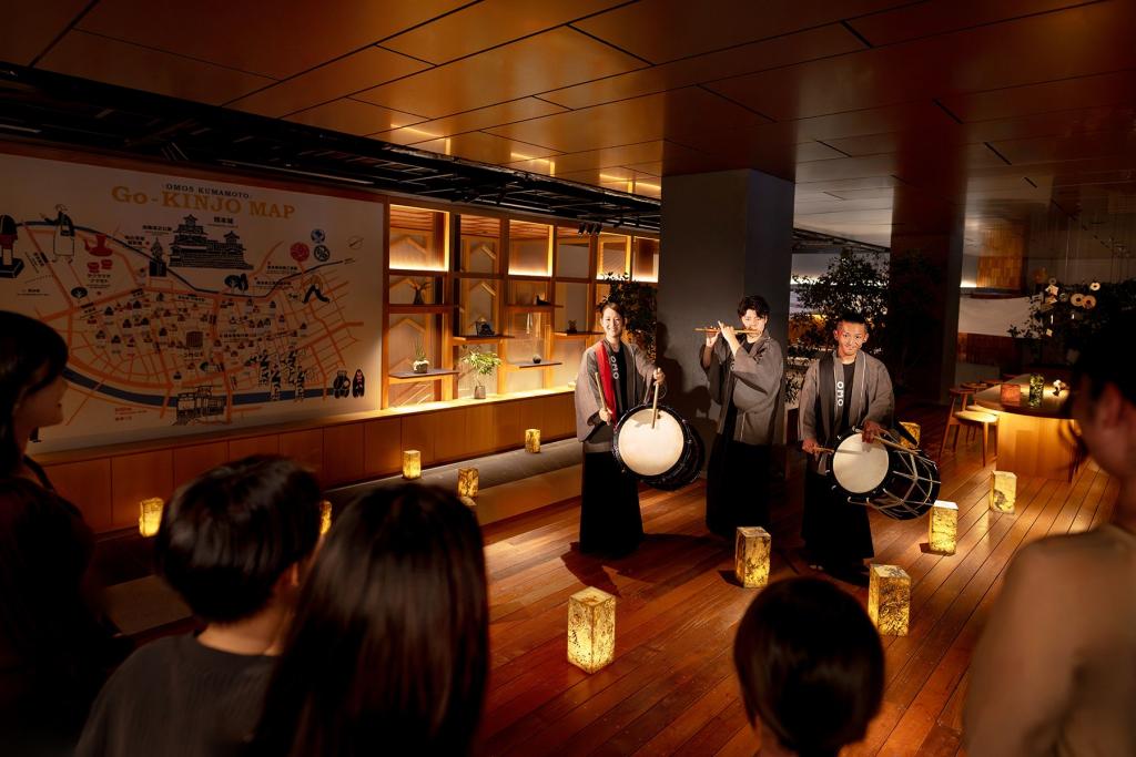 鼓響く城下マチの宴　太鼓の演奏の様子