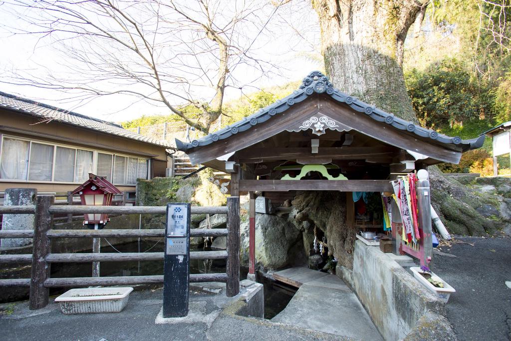 金峰山湧水群（鑪水）